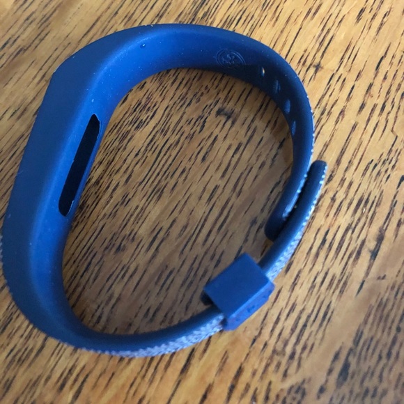 Tory Burch Fitbit Silicone Printed Bracelet - Picture 3 of 3